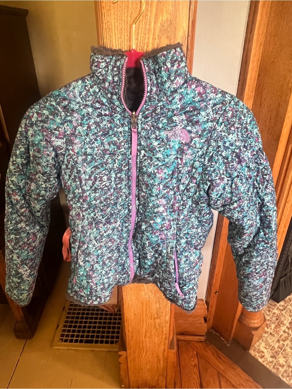 The North Face Girls' Floral Print Puffer winter Jacket